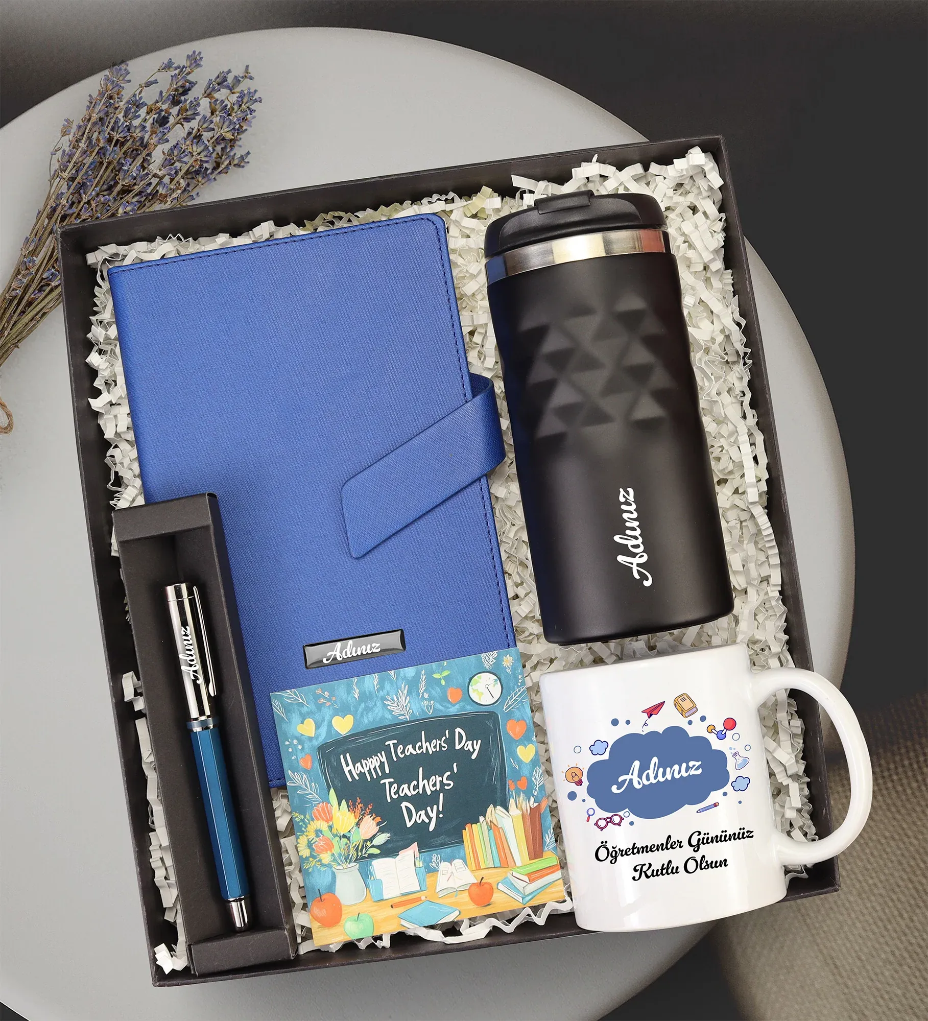 Caja de regalo con termo, libreta, taza y pluma para maestro