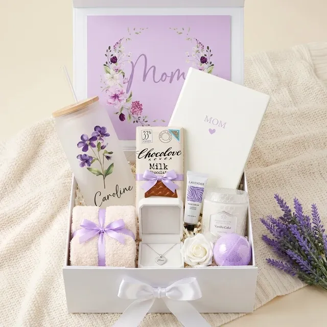 Regalos florales personalizados para mamá en diferentes estilos