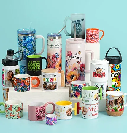 Referencia visual de productos personalizados: tazas, termos y botellas
