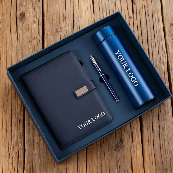 Set corporativo para clientes con libreta, pluma y termo personalizados con logo